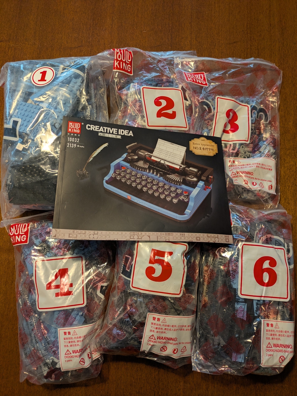 Creative Idea Retro Typewriter Building Set - Blue